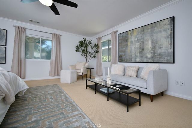 6601 Enfield, Reseda, CA 91335