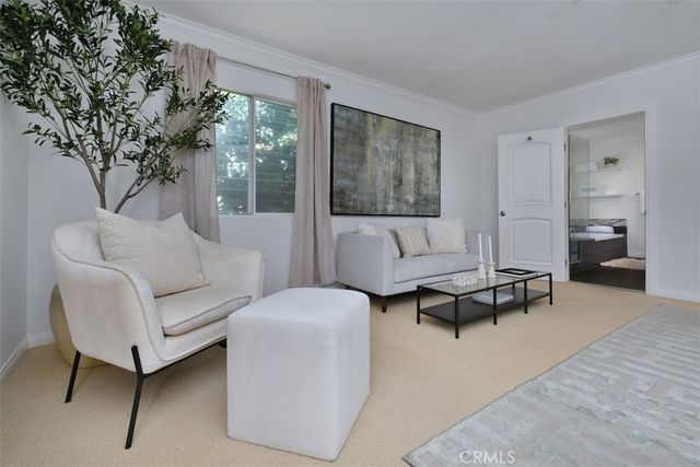 6601 Enfield, Reseda, CA 91335
