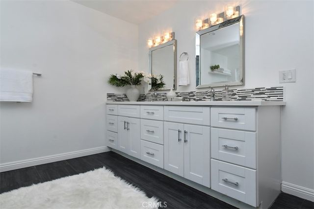 6601 Enfield, Reseda, CA 91335