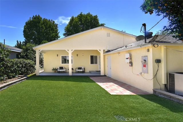 6601 Enfield, Reseda, CA 91335