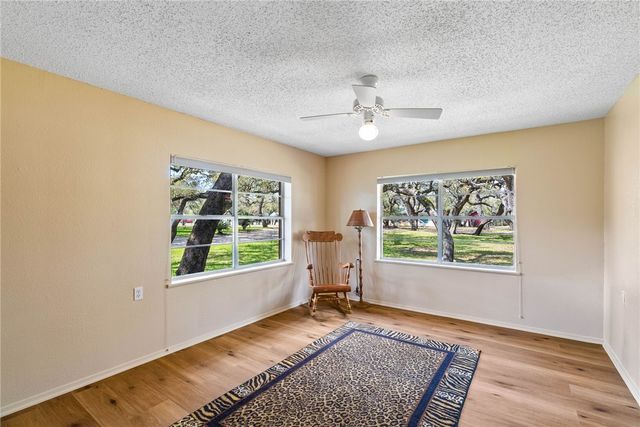 34 REDBIRD Trai, Rockport, TX 78392