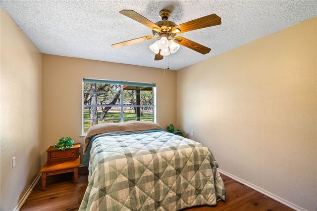 34 REDBIRD Trai, Rockport, TX 78392