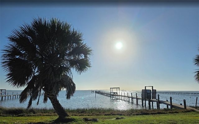 34 REDBIRD Trai, Rockport, TX 78392