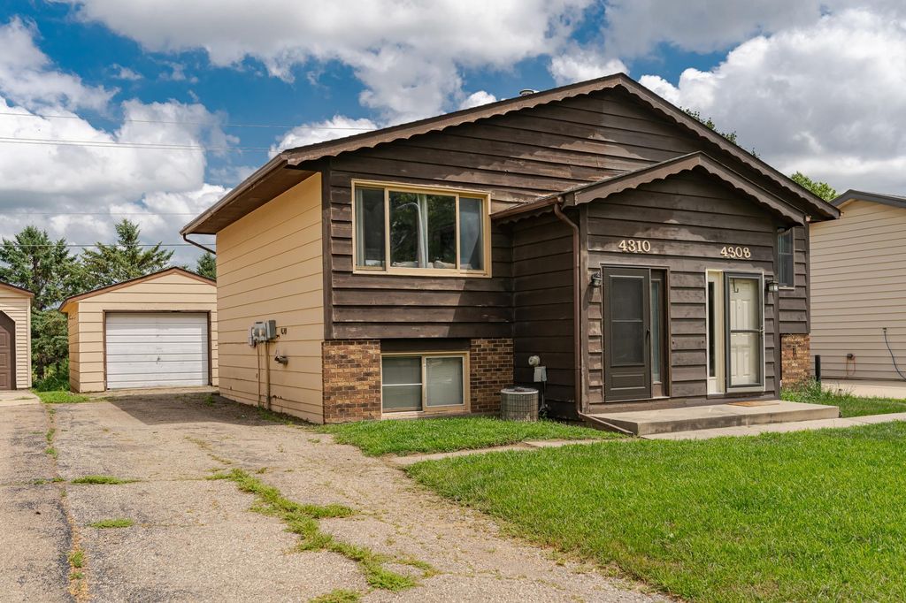 4310 13th Avenue NW, Rochester, MN 55901