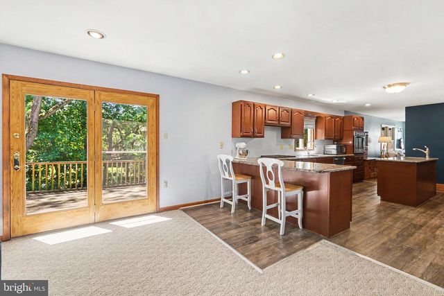 17 VICTORIA WAY, Camp Hill, PA 17011