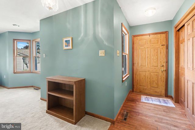 17 VICTORIA WAY, Camp Hill, PA 17011