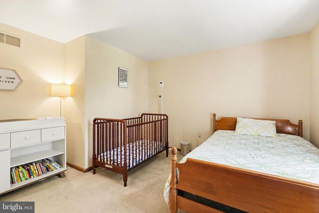 17 VICTORIA WAY, Camp Hill, PA 17011