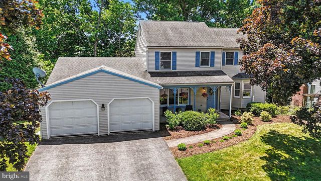 17 VICTORIA WAY, Camp Hill, PA 17011
