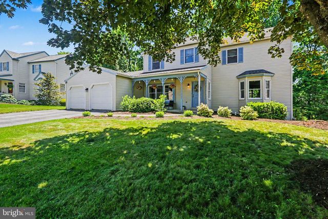 17 VICTORIA WAY, Camp Hill, PA 17011