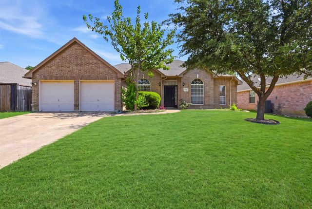 2005 Melissa Diane Street, Mansfield, TX 76063
