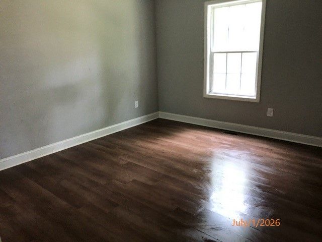 416 Ski St, Hohenwald, TN 38462