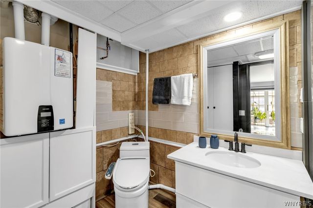 9574 English Ivy Court, Clarence, NY 14032