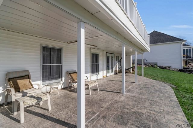 9574 English Ivy Court, Clarence, NY 14032