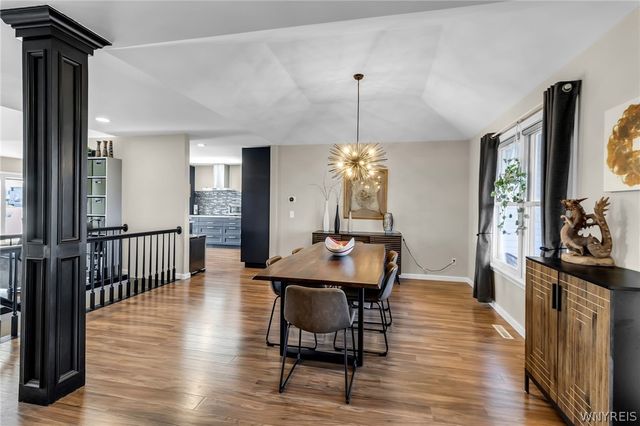 9574 English Ivy Court, Clarence, NY 14032