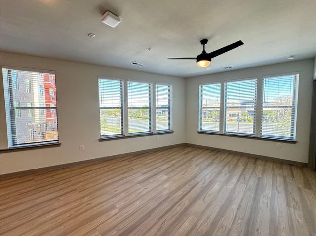 11604 Stonehollow Dr 235, Austin, TX 78758