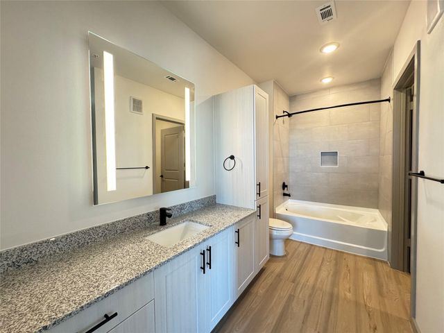 11604 Stonehollow Dr 235, Austin, TX 78758