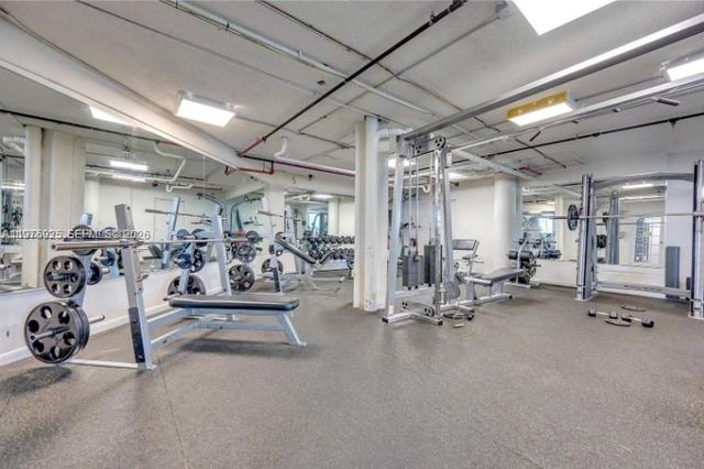 999 Brickell Bay Dr 2007, Miami, FL 33131