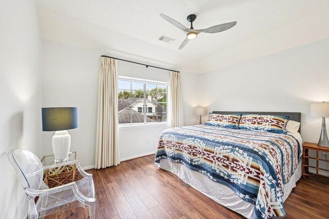 2202 Castle Bay Drive, League City, TX 77573