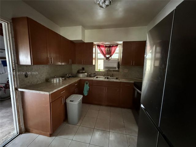 14630 NE 5th Court, Miami, FL 33161