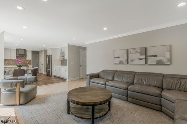 331 Arlington Ave, South Plainfield Boro, NJ 07080