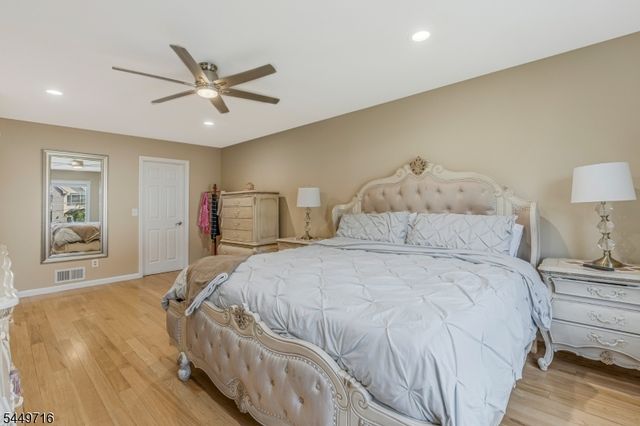 331 Arlington Ave, South Plainfield Boro, NJ 07080