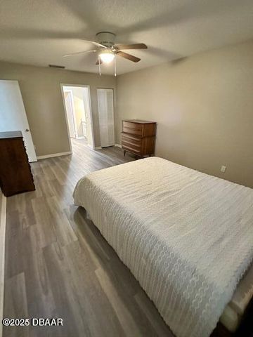 164 Kingbird Circle, Daytona Beach, FL 32119