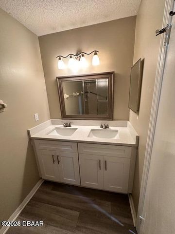 164 Kingbird Circle, Daytona Beach, FL 32119