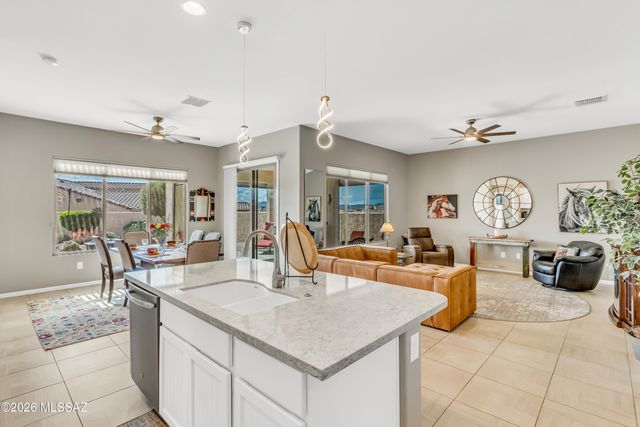 31496 S Tamarisk Place, Oracle, AZ 85623