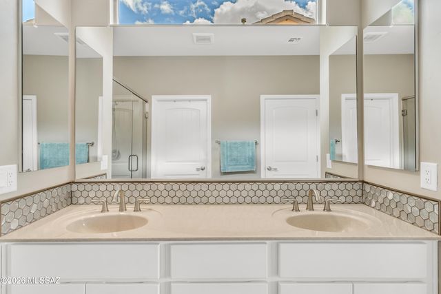 31496 S Tamarisk Place, Oracle, AZ 85623