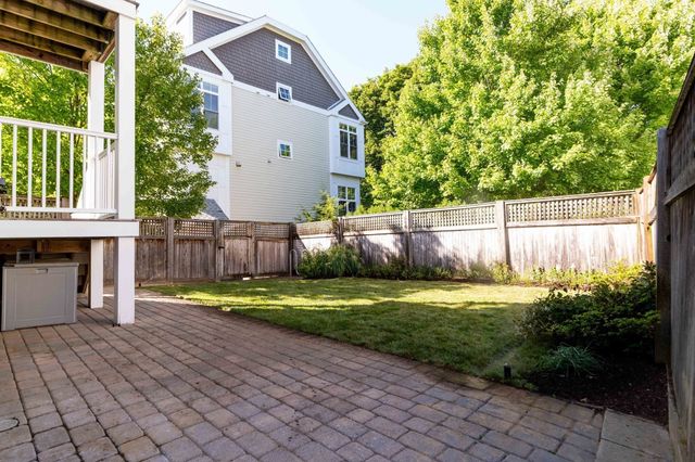 115 Harvey Street 1, Cambridge, MA 02140