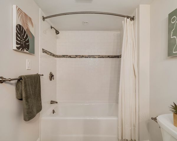 115 Harvey Street 1, Cambridge, MA 02140