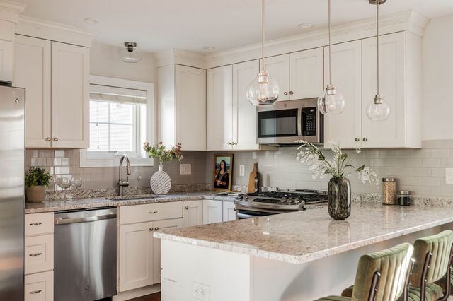 115 Harvey Street 1, Cambridge, MA 02140