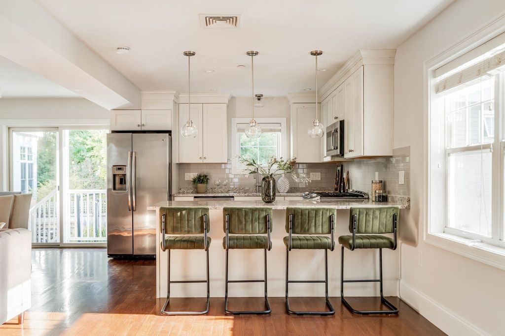 115 Harvey Street 1, Cambridge, MA 02140