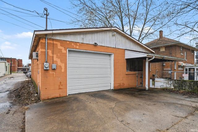 112 W Grove Street, Mishawaka, IN 46545