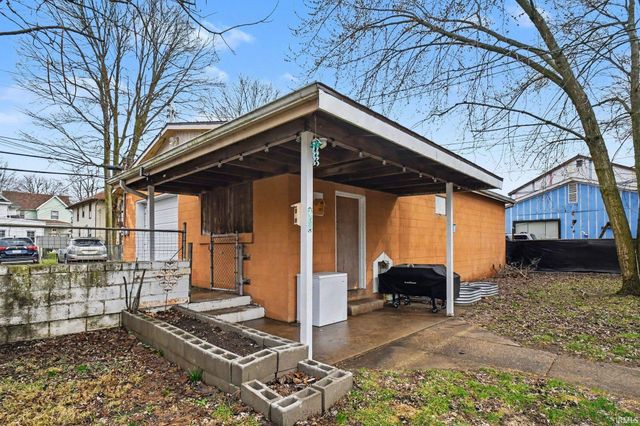 112 W Grove Street, Mishawaka, IN 46545