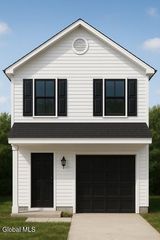 933 Vischer Avenue, Rotterdam, NY 12306