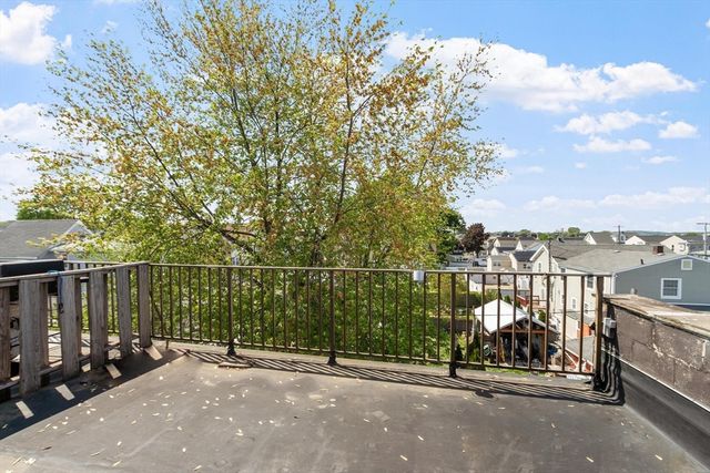 880 Broadway 5, Revere, MA 02151