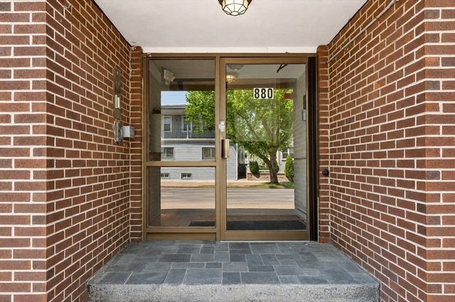 880 Broadway 5, Revere, MA 02151