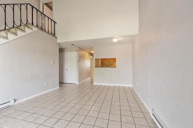 880 Broadway 5, Revere, MA 02151