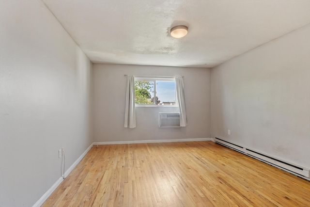 880 Broadway 5, Revere, MA 02151