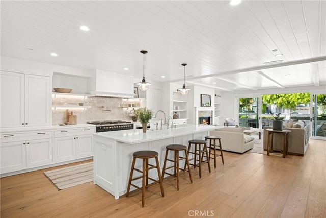 1517 Miramar Drive, Newport Beach, CA 92661