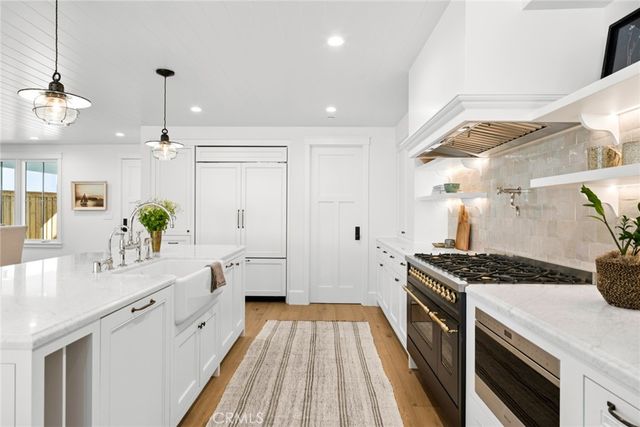 1517 Miramar Drive, Newport Beach, CA 92661
