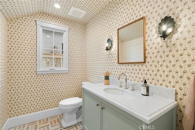 1517 Miramar Drive, Newport Beach, CA 92661