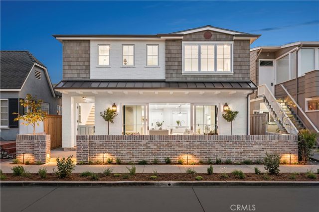 1517 Miramar Drive, Newport Beach, CA 92661