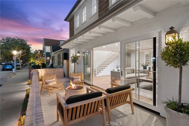 1517 Miramar Drive, Newport Beach, CA 92661