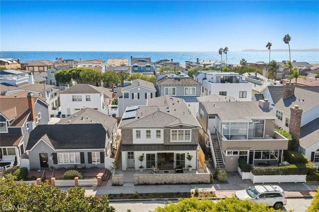 1517 Miramar Drive, Newport Beach, CA 92661