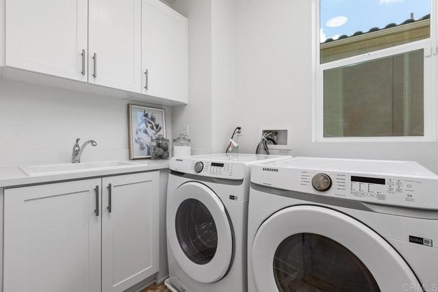 1194 Via Candelas, Oceanside, CA 92056