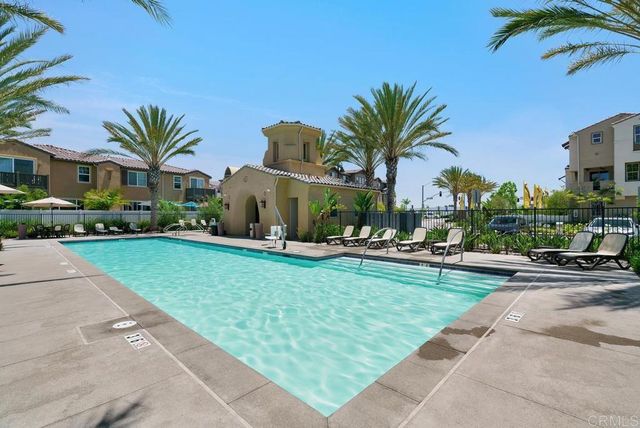 1194 Via Candelas, Oceanside, CA 92056