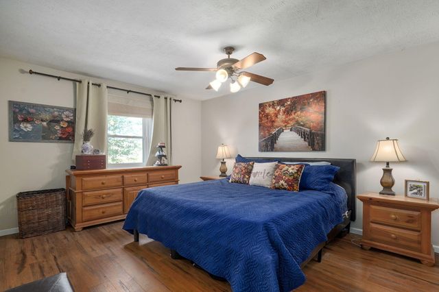 970 E State Highway Ww, Springfield, MO 65803