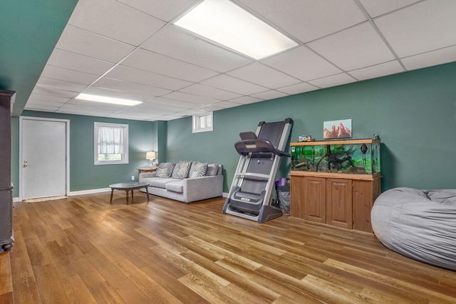 970 E State Highway Ww, Springfield, MO 65803